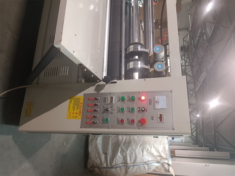 Резательно-рилевочный станок с дисковыми ножами SRR 2700