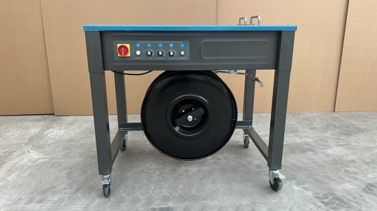 Полуавтоматическая напольная стреппинг-машина SP-A3-F