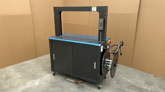 Полуавтоматическая напольная стреппинг-машина SP-A3-F